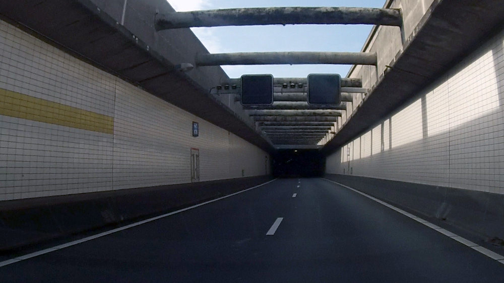 Snelheidsbeperking in Beneluxtunnel vanwege &#039;onzichtbare&#039; werkzaamheden boven de weg