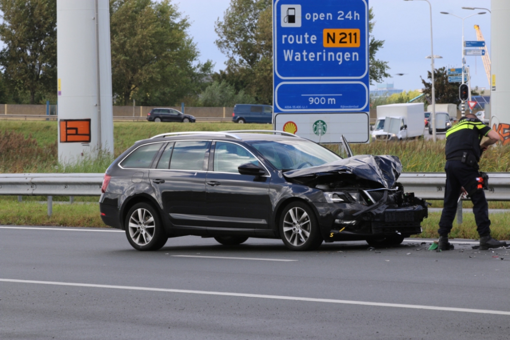 Forse schade na ongeval op de A4 richting Ketheltunnel