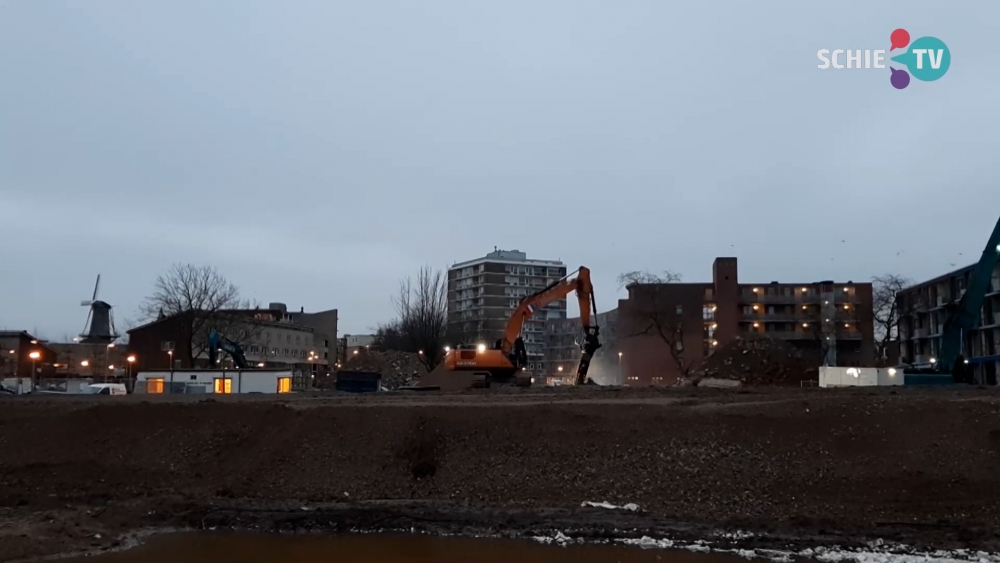 Het aanzien verandert snel: sloop Parkweg Midden vordert gestaag