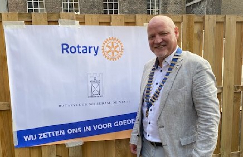 Renk Ruijter nieuwe voorzitter Rotaryclub Schiedam de Veste