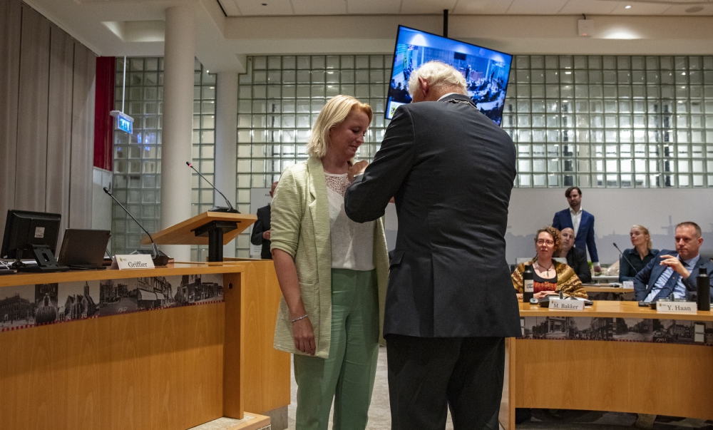 M.C.M. de Groot-speld voor aftredend wethouder Patricia van Aaken