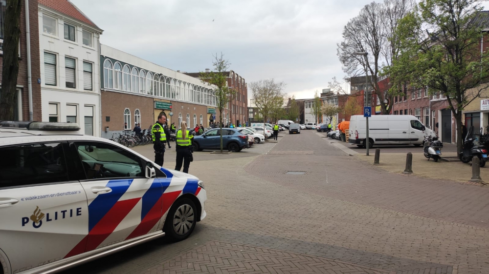 Veel politie en moskeebezoekers, maar Pegida laat zich niet zien in Schiedam