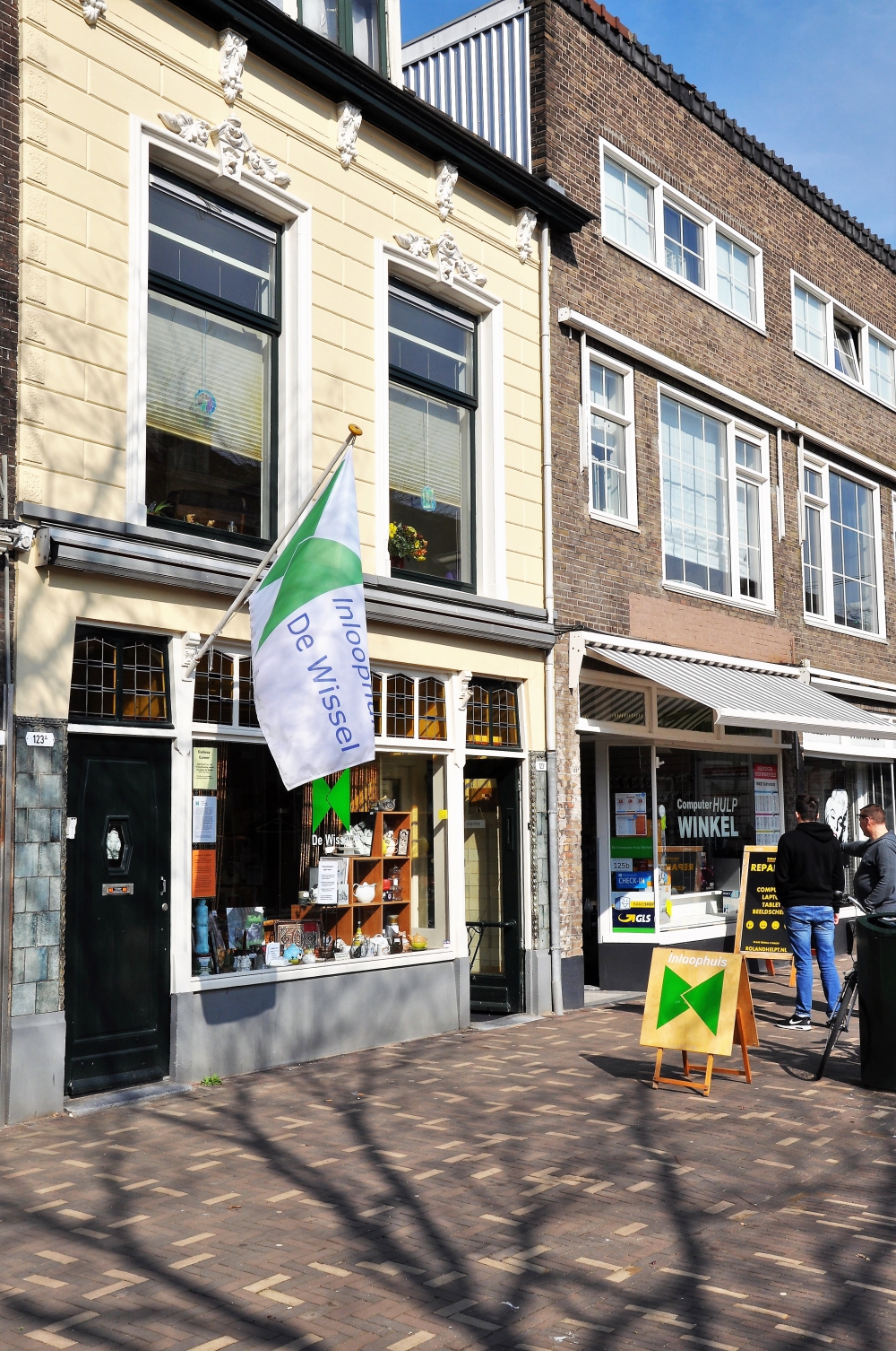 Inloophuis de Wissel weer open