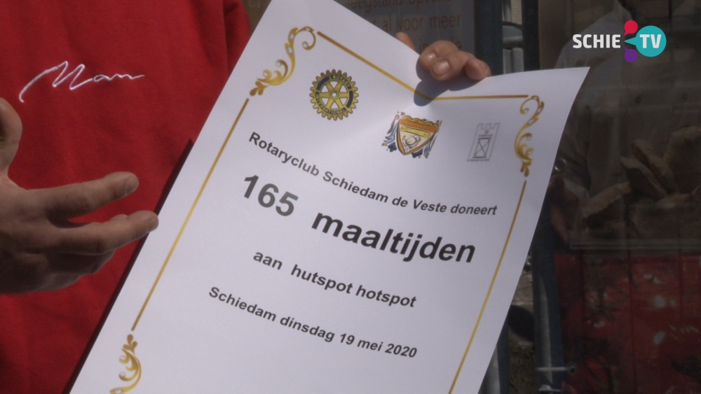 Rotary helpt Hutspot Hotspot met uitgestelde maaltijden