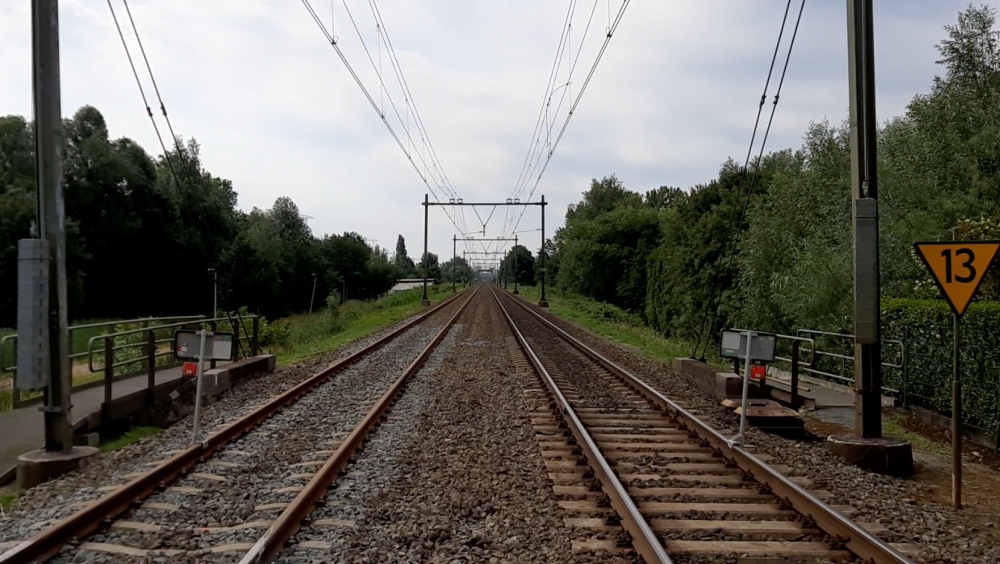 Door kapotte bovenleiding urenlang geen treinen tussen Schiedam en Delft