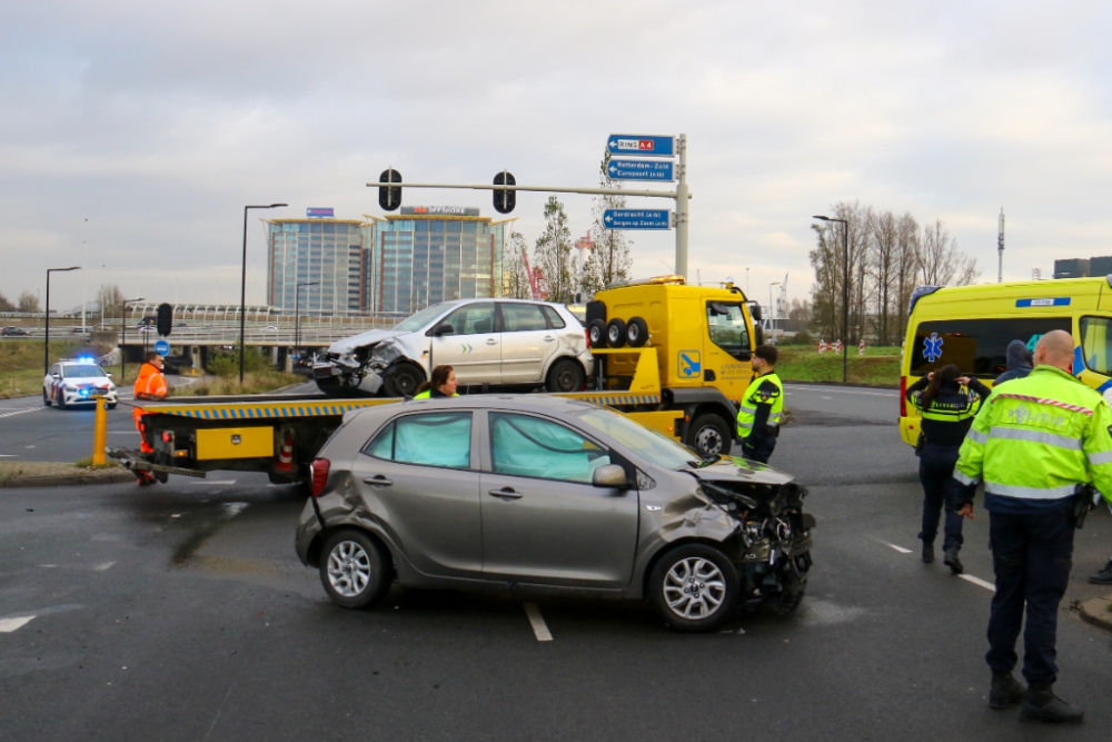 Vijfsluizen wederom gestremd door forse aanrijding