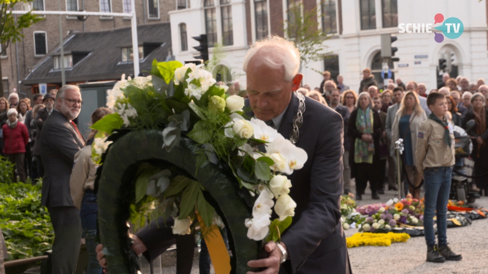 Compilatie Dodenherdenking 2022