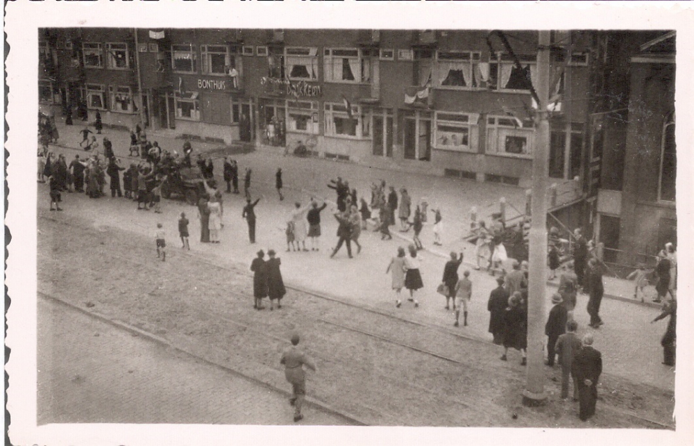 Nieuw fotoboek over Schiedam in de Tweede Wereldoorlog