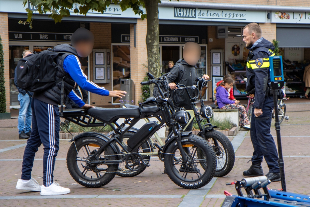 Controle op fatbikes in Vlaardingen levert 22 boetes op