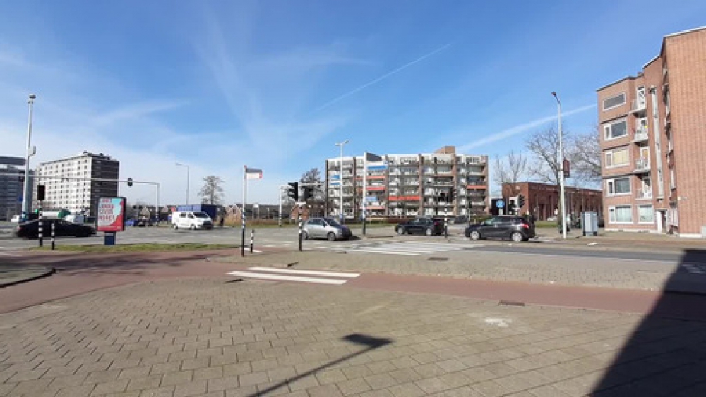 Druk kruispunt nog weken zonder verkeerslichten