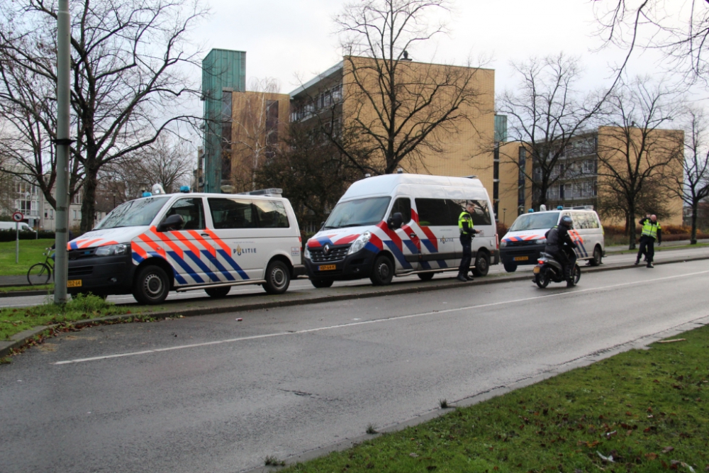 Politie Schiedam houdt algemene verkeerscontrole door de hele stad