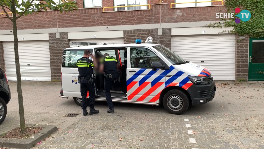 Brandstichtende tieners door politie aangehouden