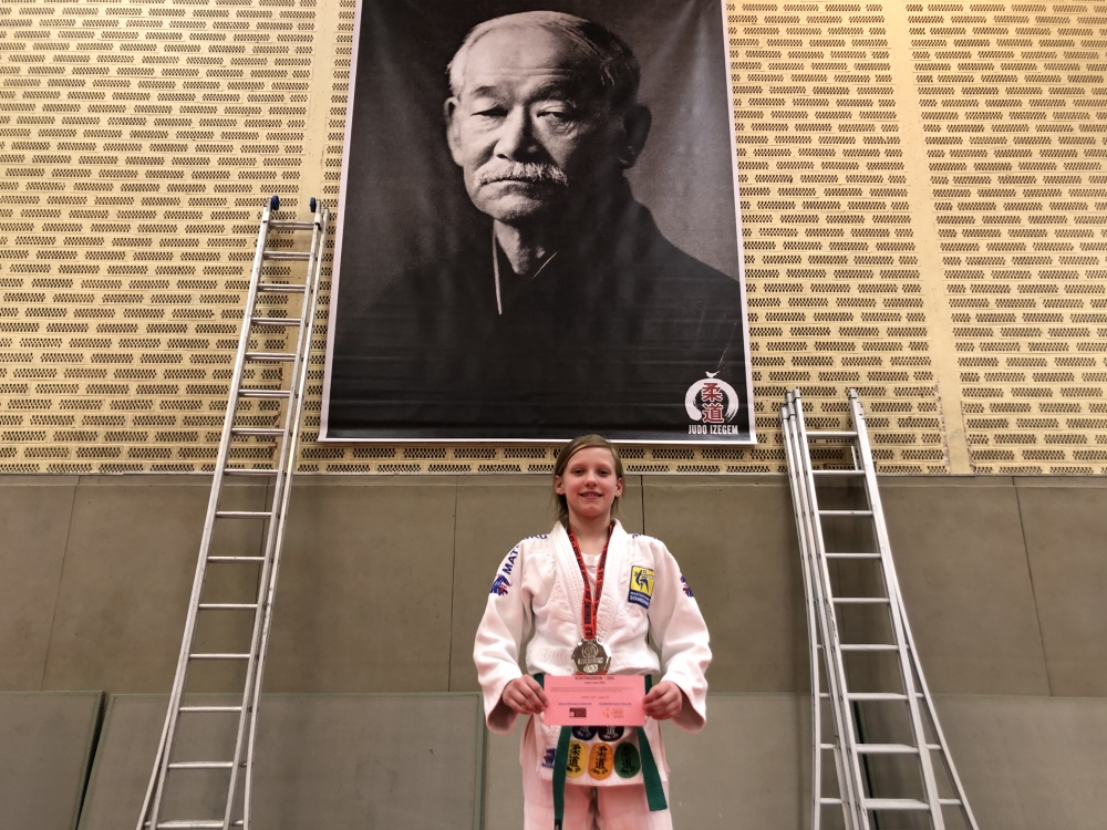 Zilver voor Jana Bergman bij het Izegem Open