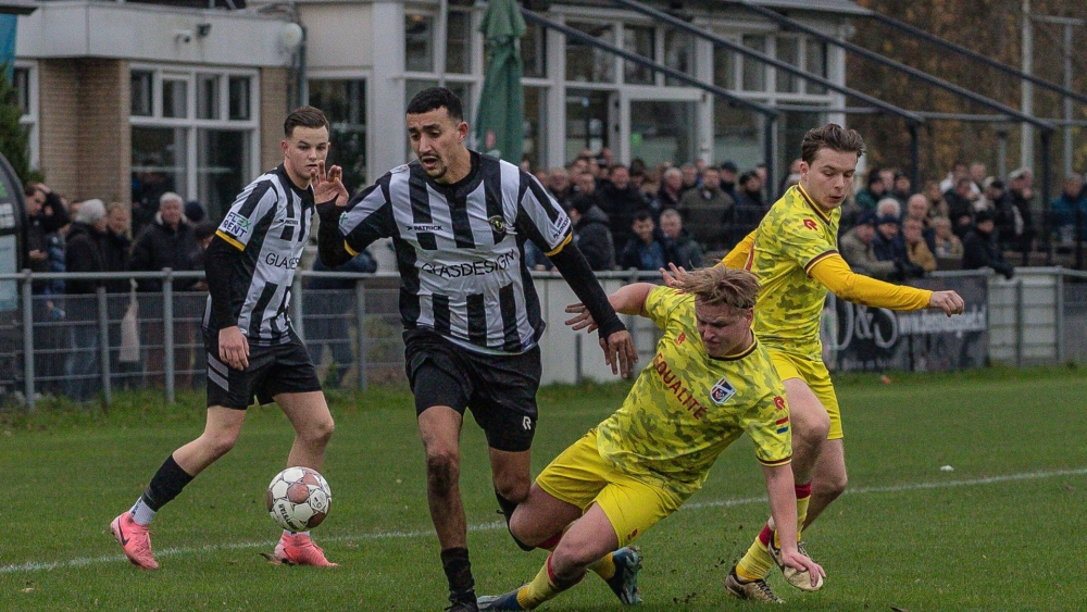 Eerste seizoenshelft zit erop: hoe staan de voetbalclubs ervoor?