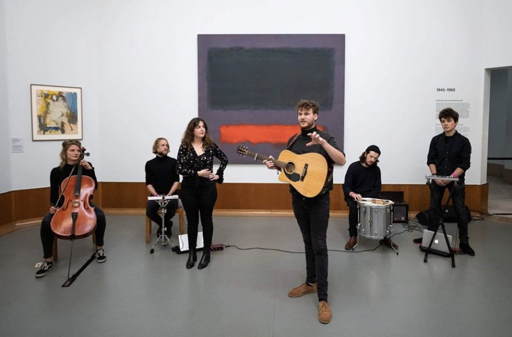 Hoe klinkt een schilderij? Stedelijk combineert muziek met schilderkunst