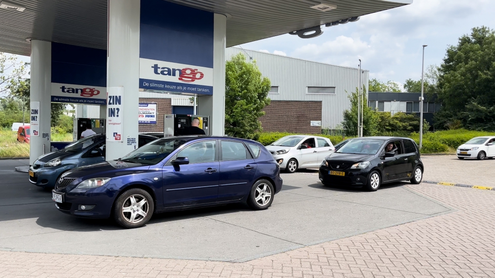 Door topdrukte kan bij sommige Schiedamse tankstations niet meer getankt worden