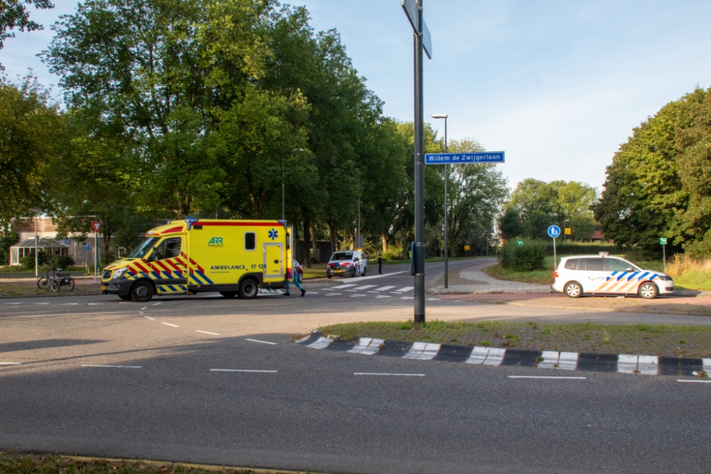 Aanrijding tussen auto en driewieler op Willem de Zwijgerlaan