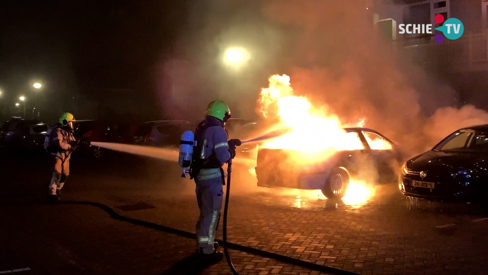 Eigenaar uitgebrande auto Bachplein ontroostbaar en enorm overstuur