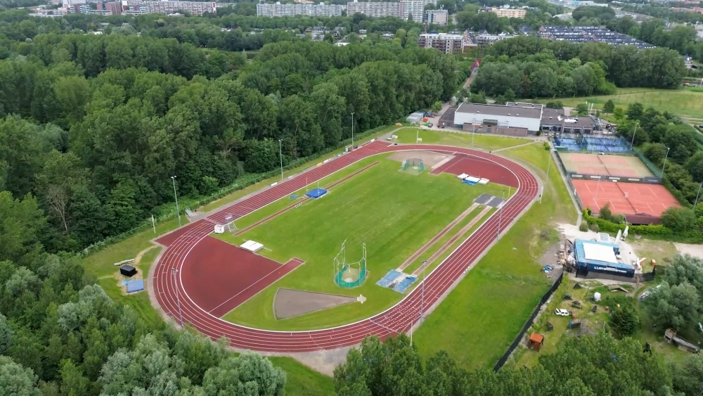 Polderpoort vreest plannen voor atletiekbaan: ‘Een zwembad? Dat zou gek zijn’