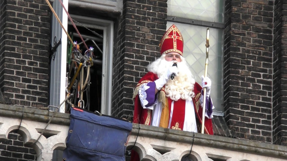 Sinterklaas komt er weer aan, maar het paleis is van de baan