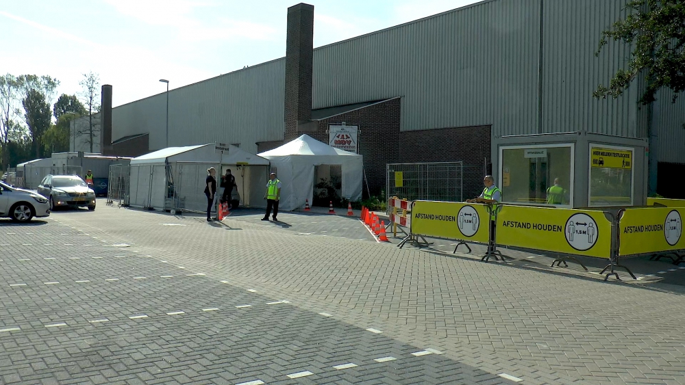 Eerste rommelmarkt weer in de Margriethal, naast de corona-teststraat