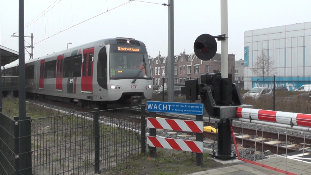 RET gaat nieuwe softwareversie spoorbeveiliging Hoekse Lijn testen