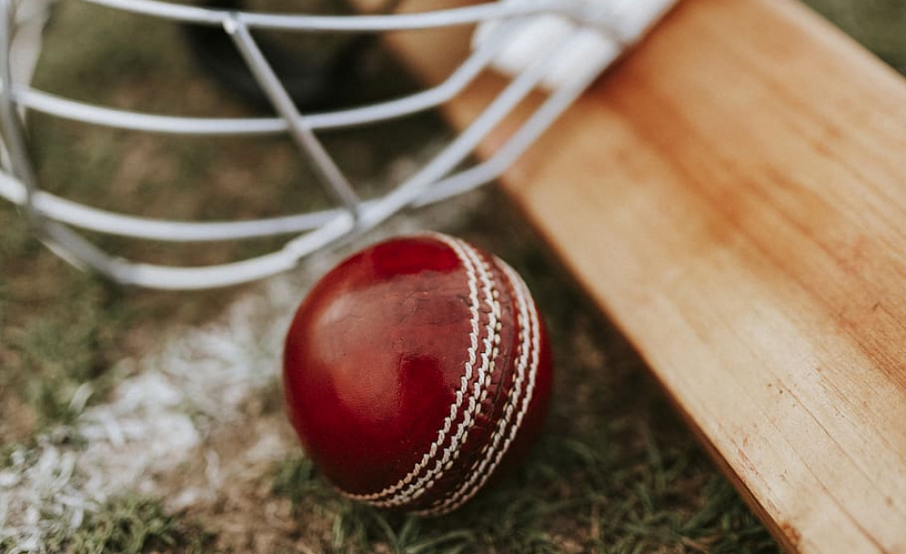 Excelsior´20 thuis uitgeschakeld in play-offs cricket; Schiedamse club komt 10 runs tekort