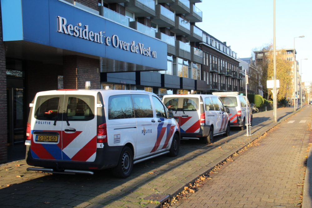 Groot onderzoek in meerdere panden Over de Vesten