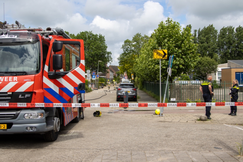 Gaslek tijdens graafwerkzaamheden in de Warmoezenierstraat