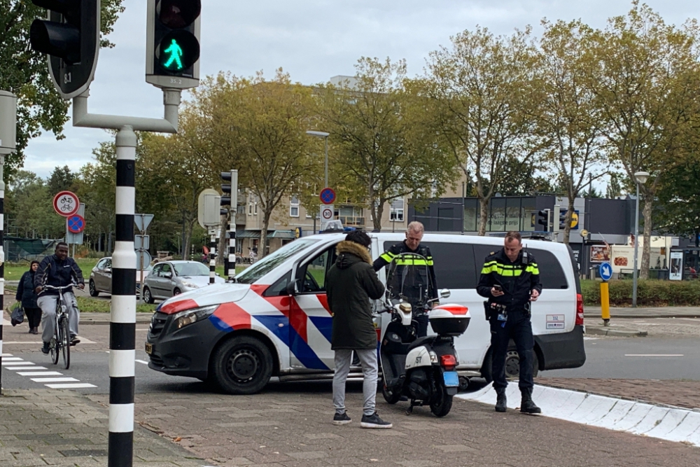 Veel te hard rijdende snorscooter gesnapt