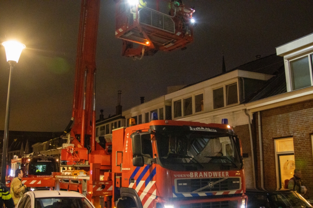 Brandweer rukt uit voor schoorsteenbrand in Eerste Tuinsingel