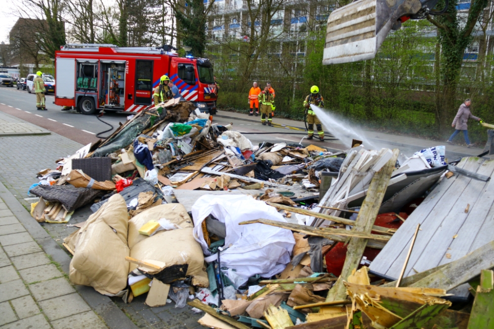 Brand in vuilniswagen