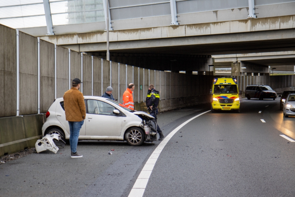 Voor de tweede keer vandaag auto uit dezelfde bocht op de A20