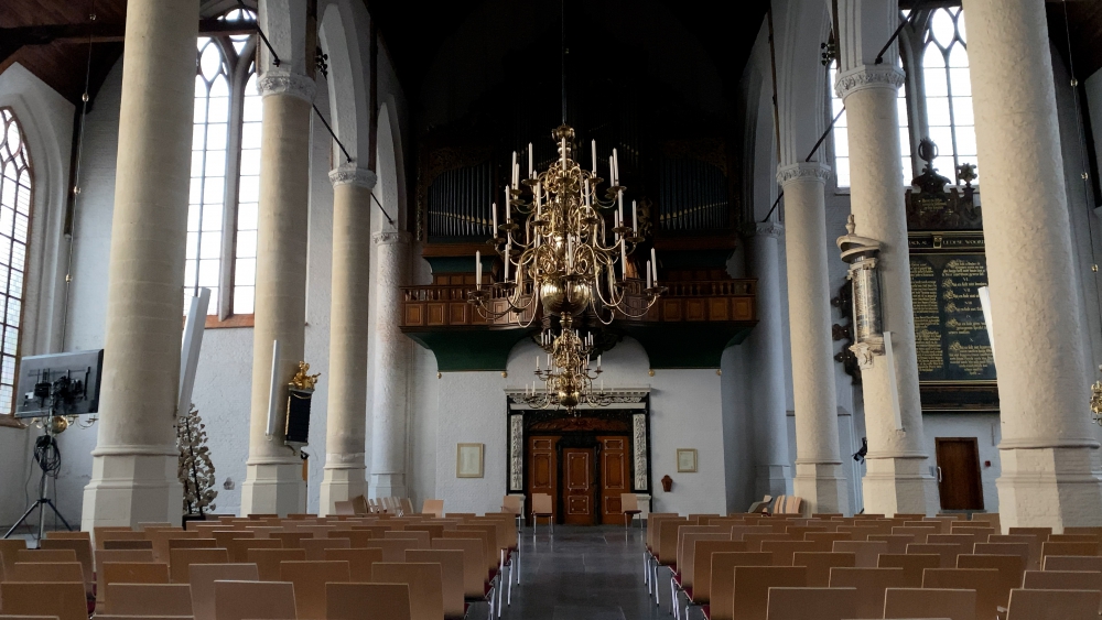 Grote Kerk treft ingrijpende maatregelen om energierekening laag te houden: ‘Neem een dikke jas mee’