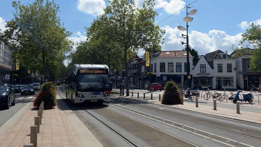 RET schaalt busvervoer verder af wegens aanhoudende personeelstekorten