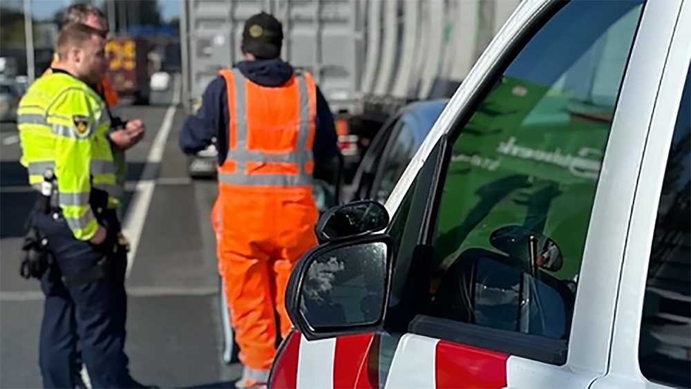 Aanrijding op A20, weer bekeuringen voor negeren rood kruis