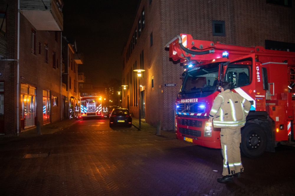 Man gewond bij keukenbrand Groenweegje