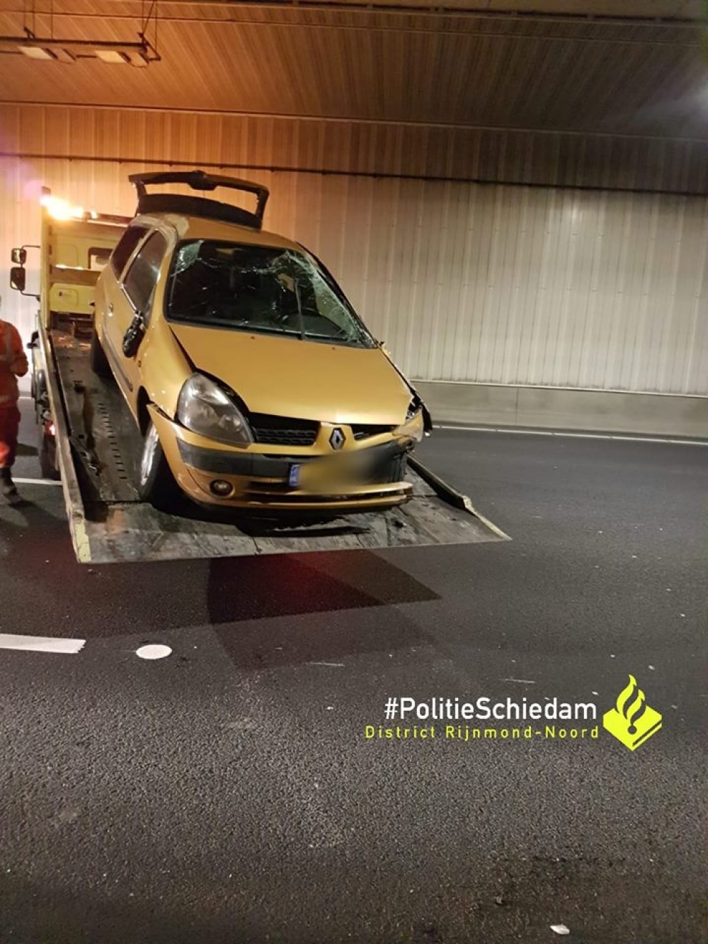 Ketheltunnel was vannacht dicht na aanrijding