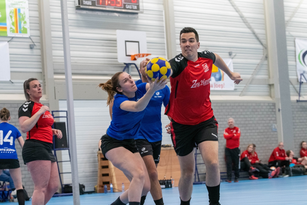 De korfballers van Nexus kunnen zich opmaken voor degradatiewedstrijden