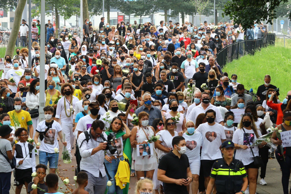 Ruim 300 mensen lopen in stille tocht voor doodgestoken Alice