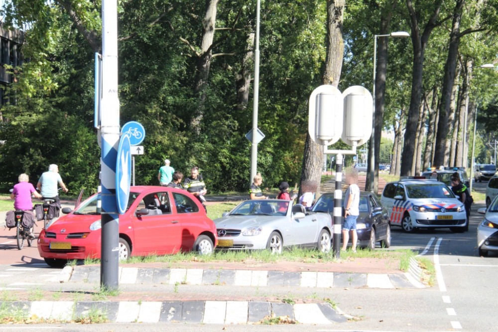 Kop staart botsing voor oprit naar A4