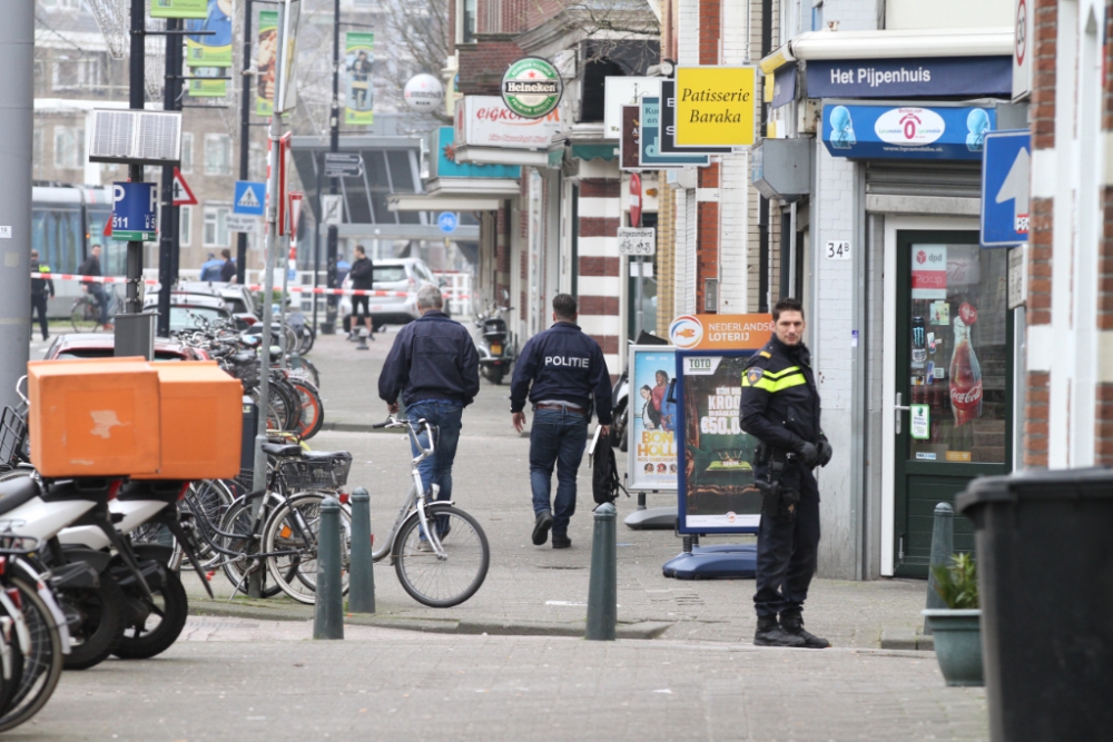 Handgranaten aan winkel Schiedamseweg in Rotterdam