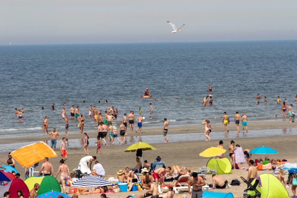 Zwemverbod vanwege gevaarlijke stroming in zee