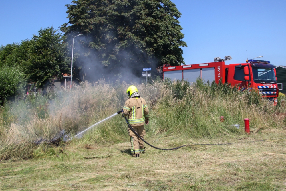 Natuurbrandje snel geblust