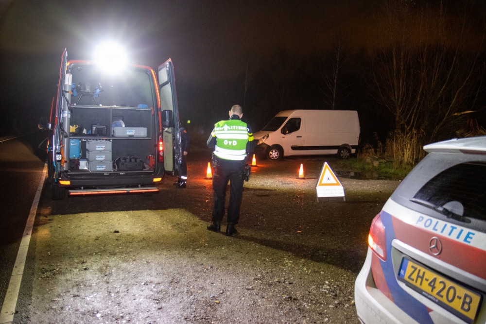 Grote nachtelijk zoekactie naar 15-jarige jongen op blote voeten