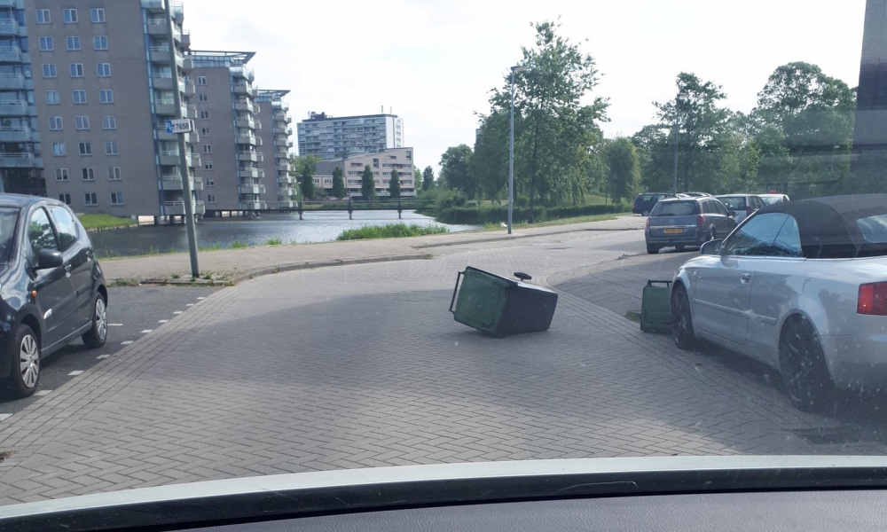 Kijk uit voor plots overstekende containers