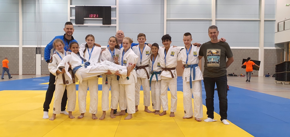 Sportinstituut Schiedam gaat met 9 judoka´s naar NK judo -15 jaar; Zuid-Hollandse titels voor Celil Uyar en Jana Bergman