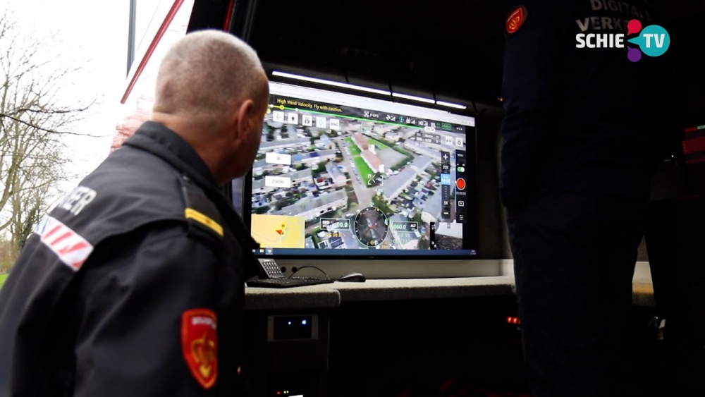 Drone zoekt naar brandhaarden, gemeente en brandweer kijken mee