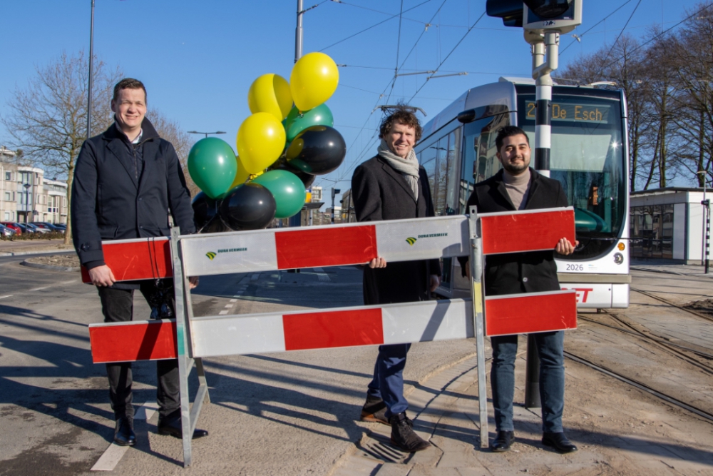 Slimme Watering bij tramkeerlus na half jaar weer open &quot;Nou hopen dat die racebaan veilig blijft&quot;