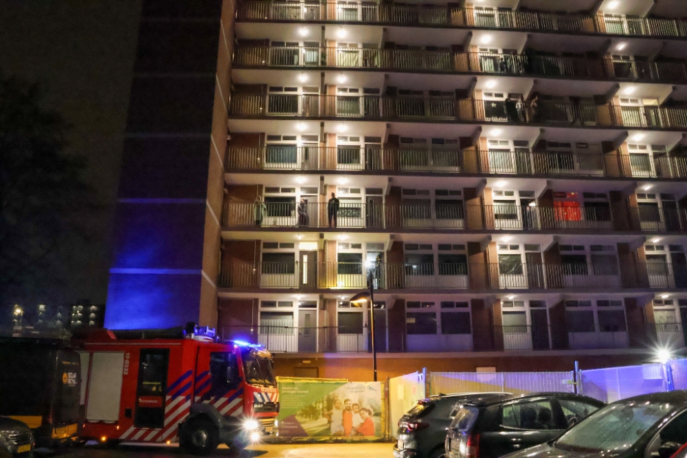 Etage van flat ontruimd na brandmelding